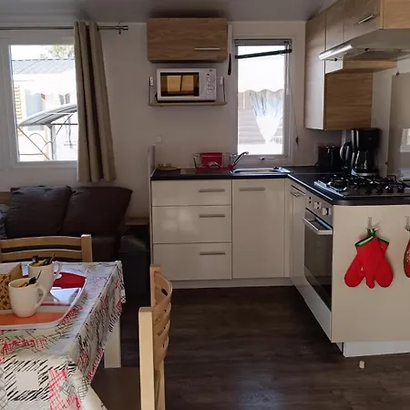 Mobil-home Avec Terrasse Couverte Fréjus